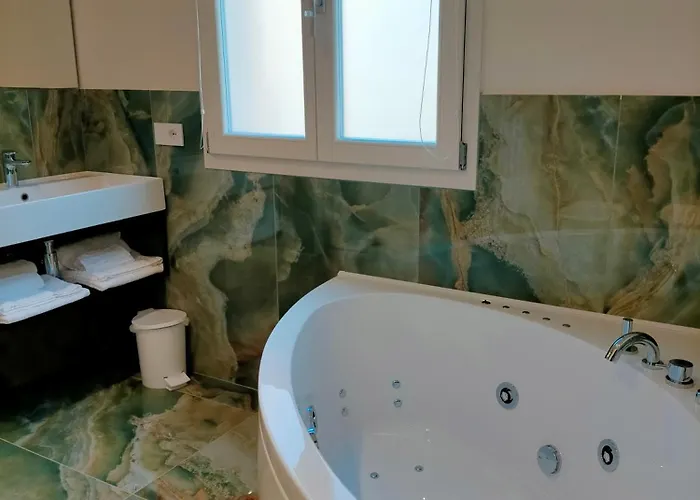 Modus Boutique פאנצה