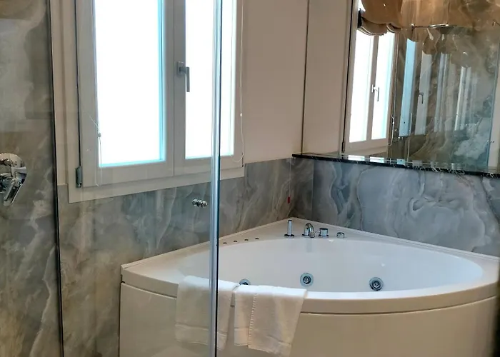 Modus Boutique 3* פאנצה